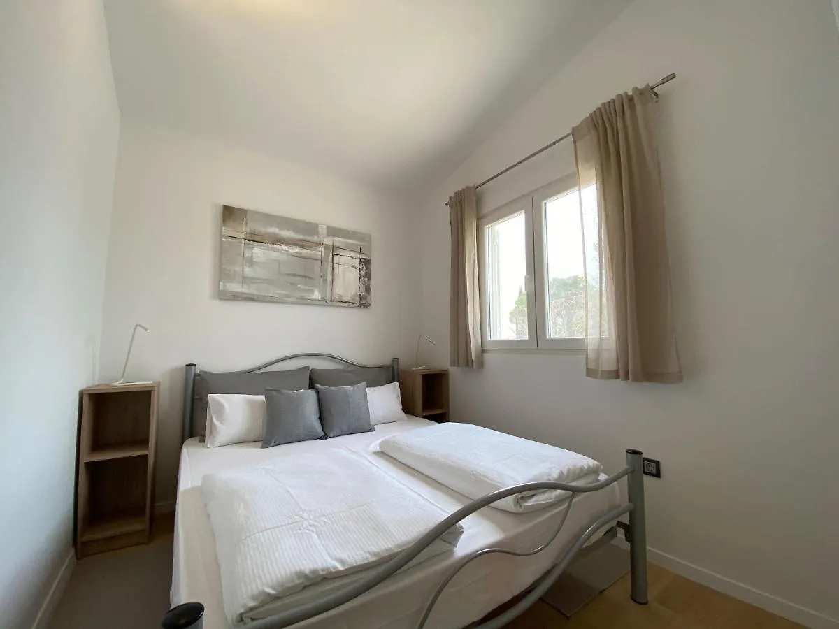 Holiday home Holiday House Laura Vir Croatia